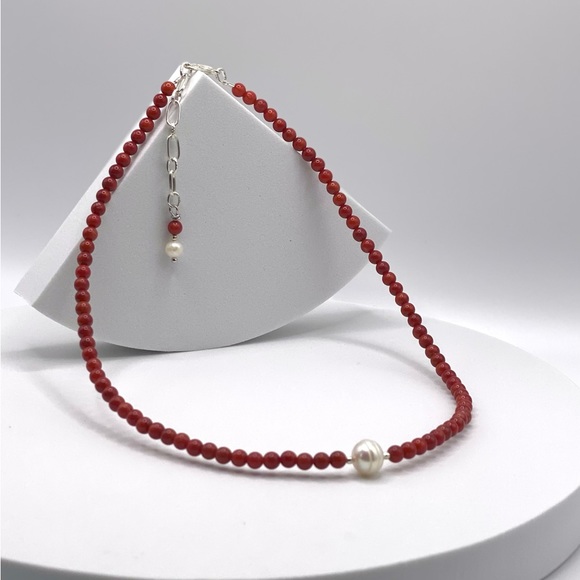 Simple but Beautiful Red Coral and Genuine Pearl Necklace - Picture 3 of 14